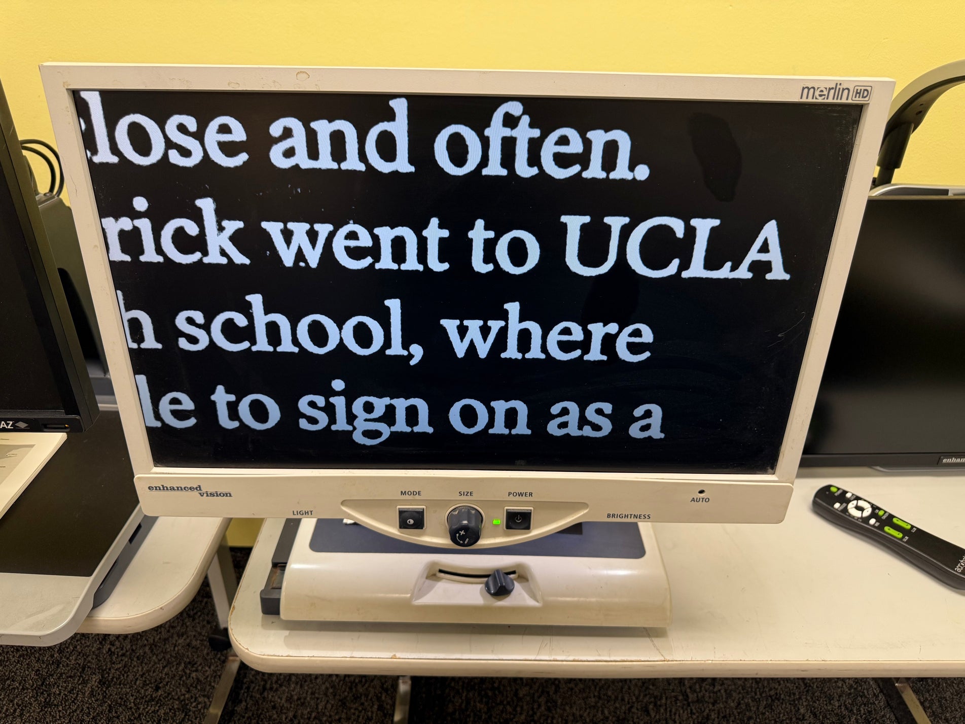 Rental Desktop Video Magnifier