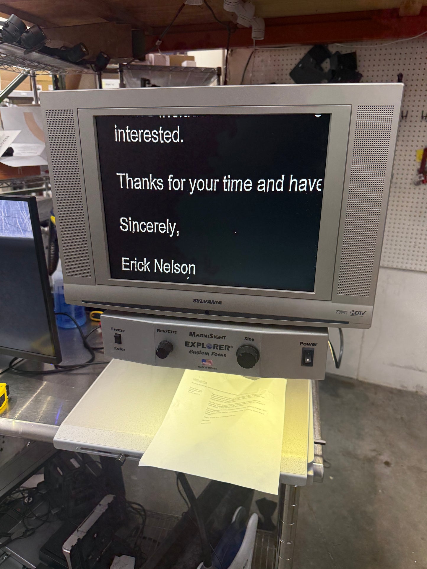 Impression Explore 15" LCD Video Magnifier