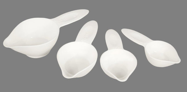 Set of 4 Nested Braille Measuring Cups showing durable plastic design for easy use and storage, perfect for braille measuring cups set.