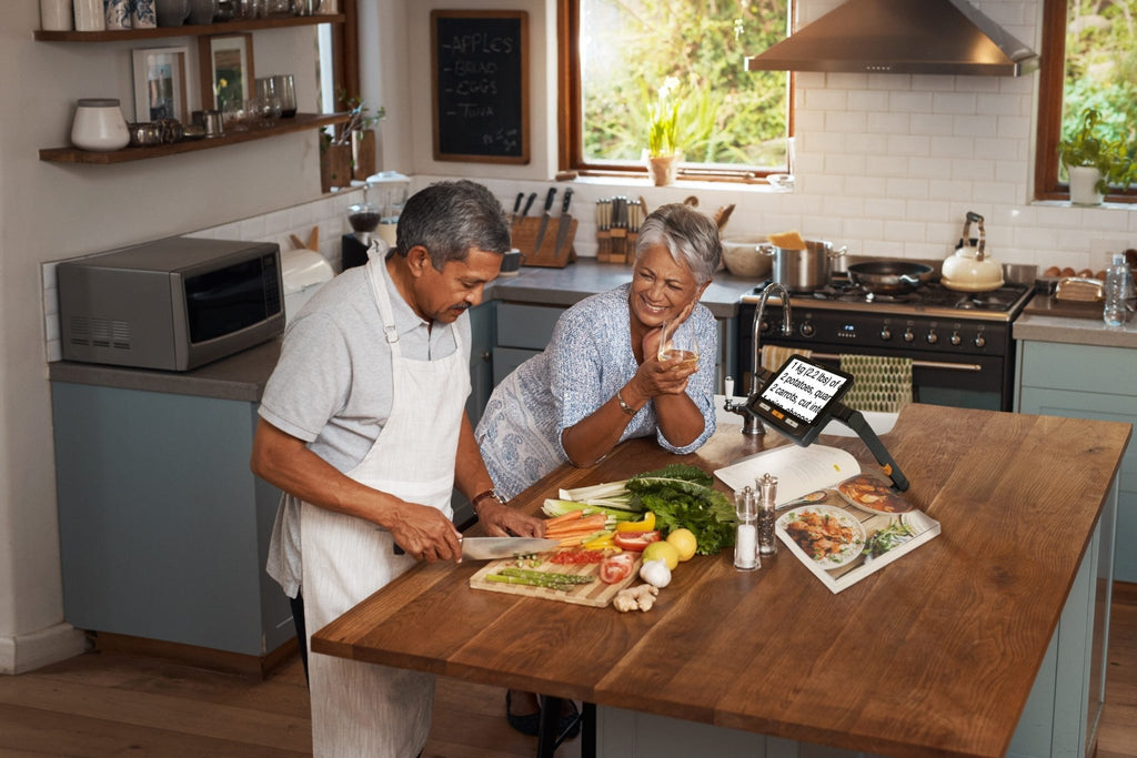 Explore 8 handheld electronic magnifier - The Low Vision Store