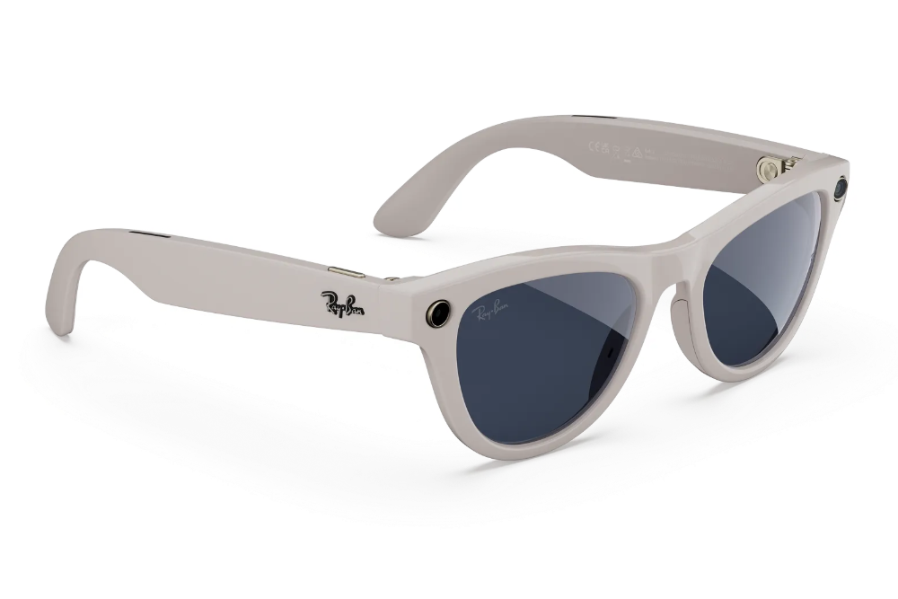 Ray-Ban|Meta Skyler - Gen 2 Standard Shiny Chalk Grey Frame with Transition